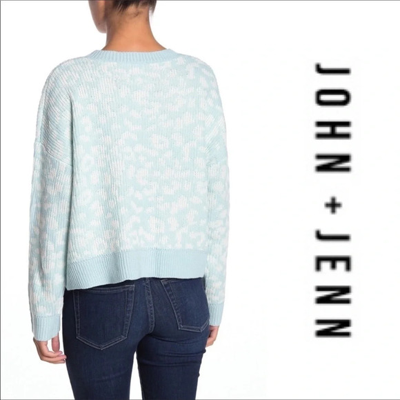 John + Jenn Leopard Dolman Sweater Pullover Blue M - Picture 2 of 7